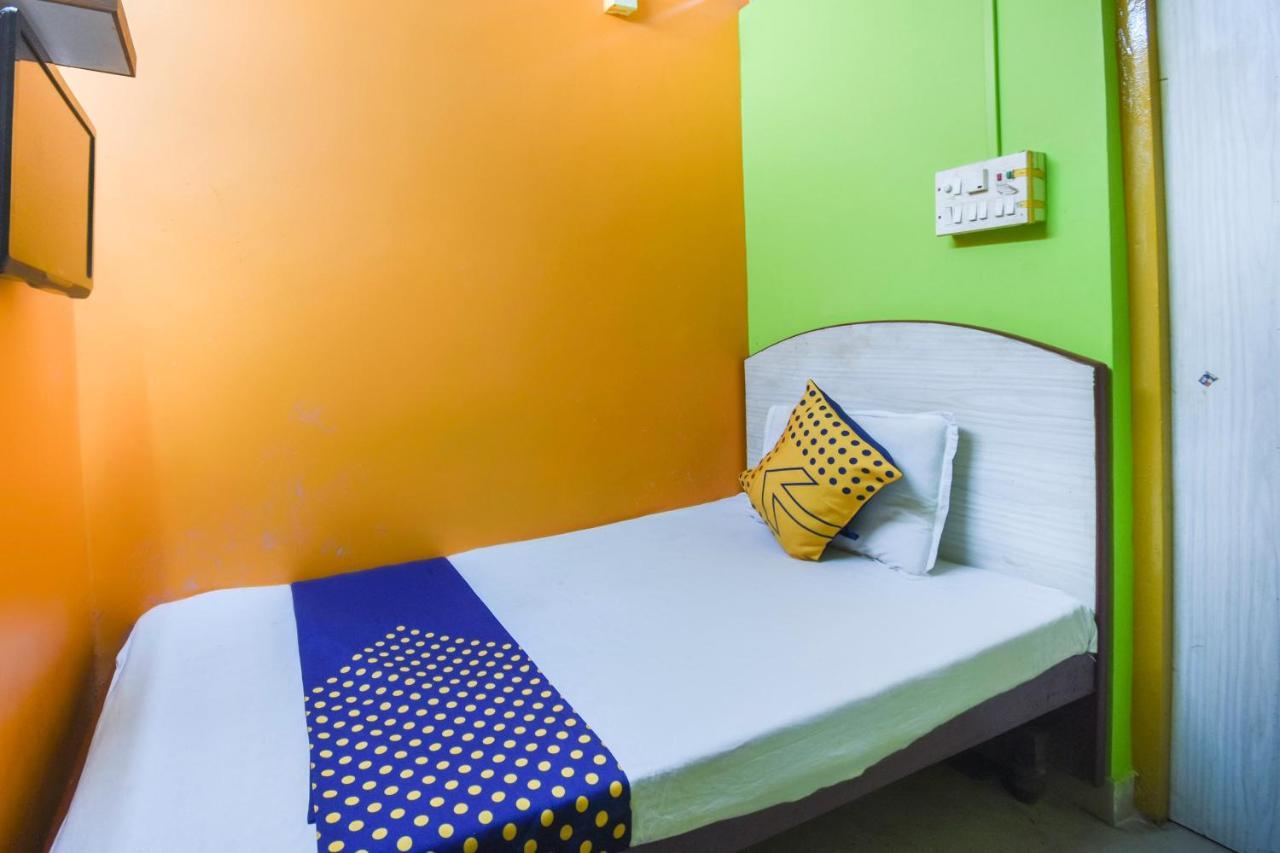 Spot On 69078 New Maa Tara Guest House Kolkata Eksteriør bilde